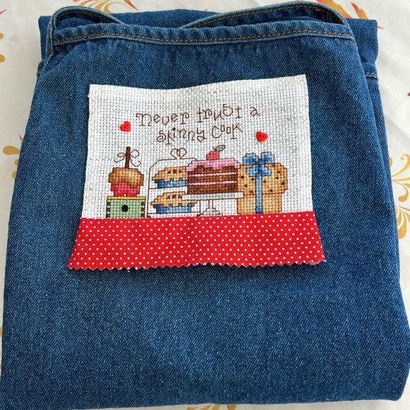 Never Trust A Skinny Cook Handmade Denim Apron NWOT Get Ready For Barbecue - Picture 3 of 14